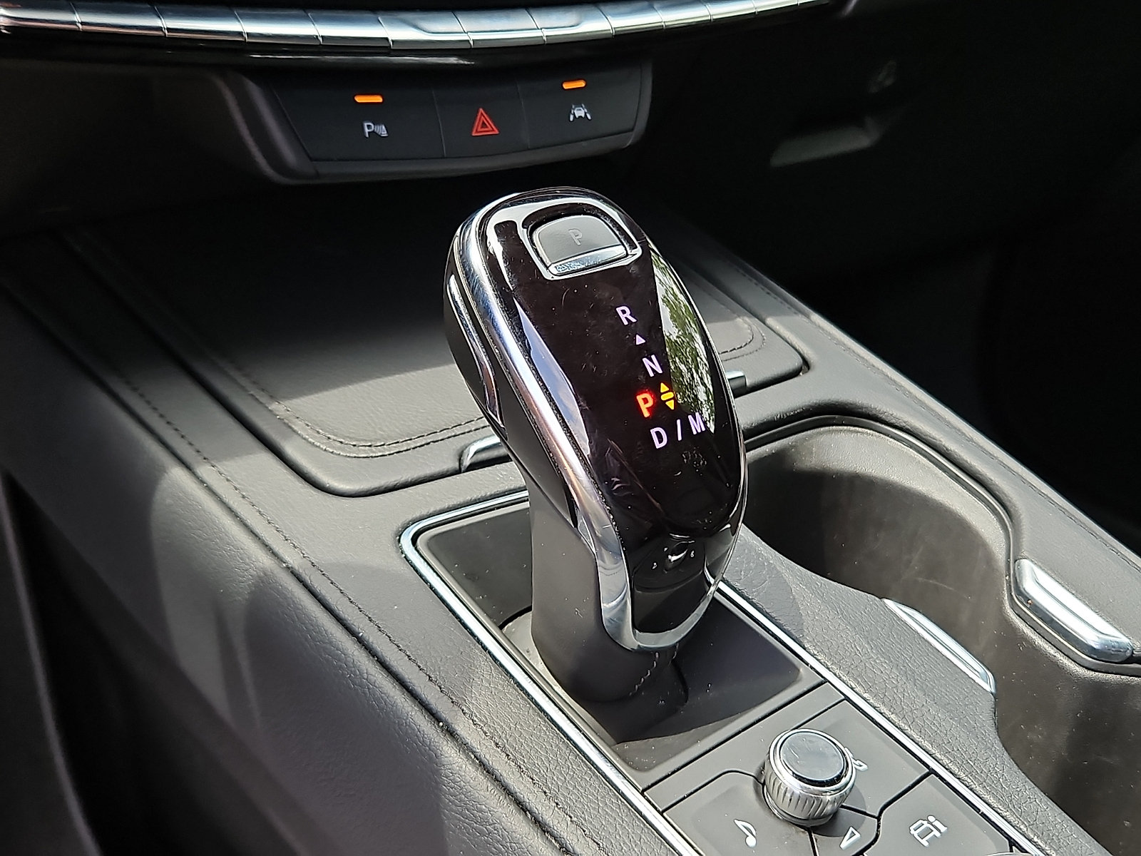 Certified 2025 Cadillac XT4 Premium Luxury AWD/4WD image 14