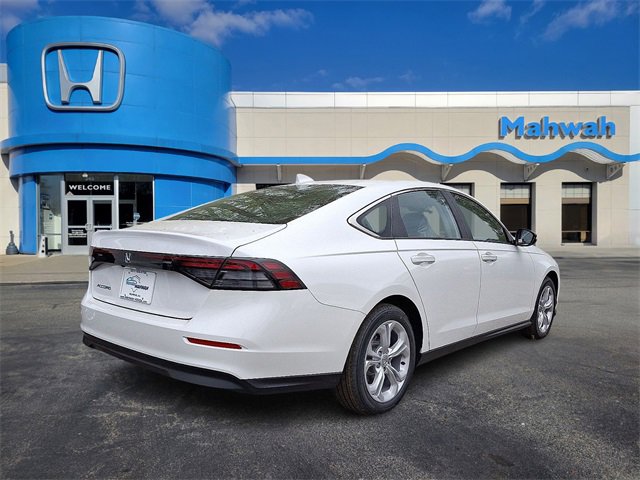 New 2025 Honda Accord LX image 3