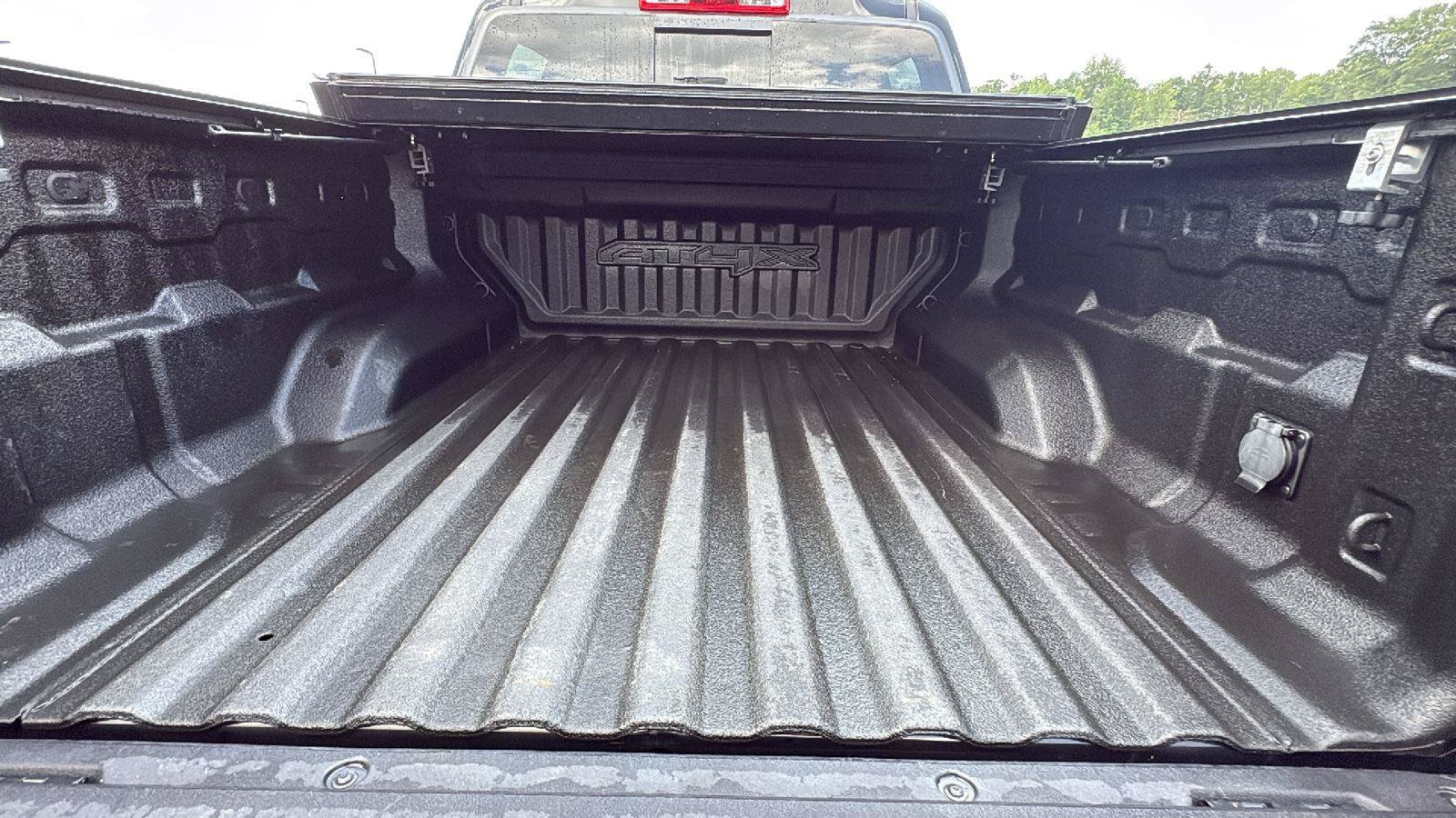 Used 2023 GMC Canyon AT4X AWD/4WD image 16