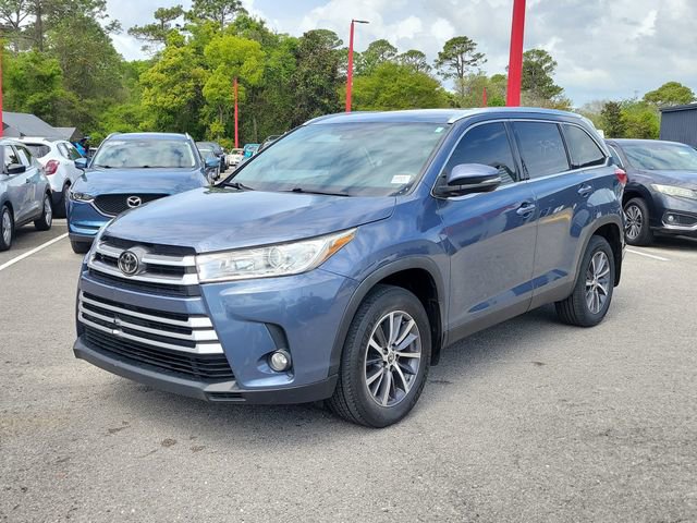 Used 2019 Toyota Highlander XLE image 5
