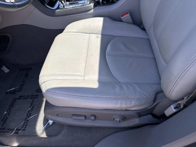 Used 2017 GMC Acadia Limited SLT AWD/4WD image 15