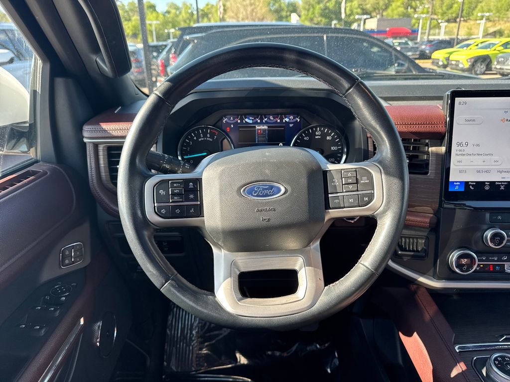 Used 2023 Ford Expedition Limited AWD/4WD image 41