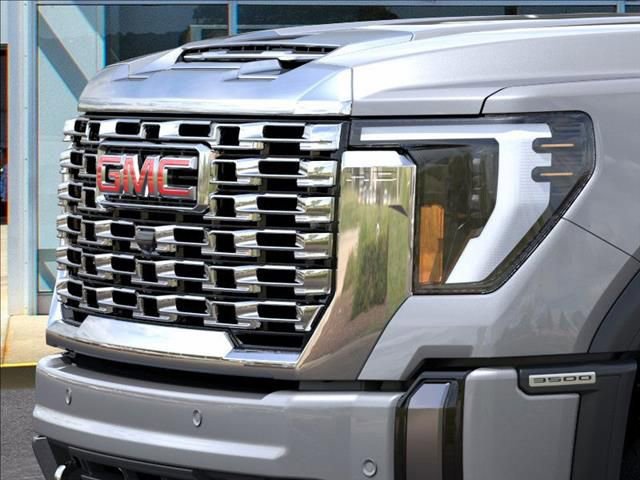 New 2026 GMC Sierra 3500 Denali w/ Technology Package image 13