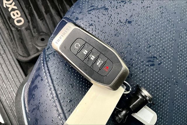 Certified 2026 INFINITI QX80 4WD image 11