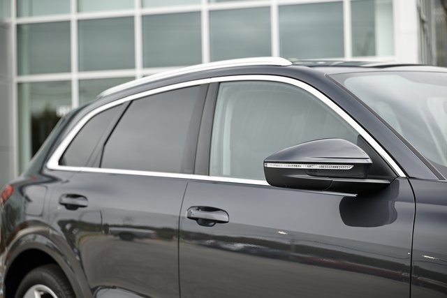 New 2025 Audi Q5 Prestige image 5