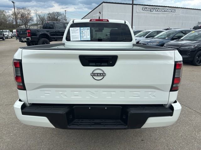 Used 2022 Nissan Frontier S RWD image 7