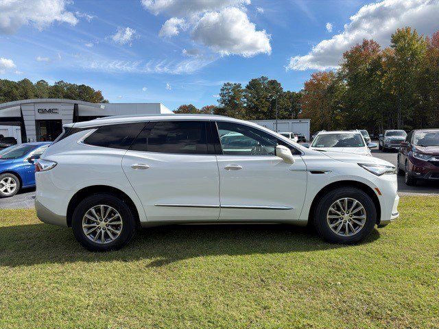 Certified 2022 Buick Enclave Premium image 4