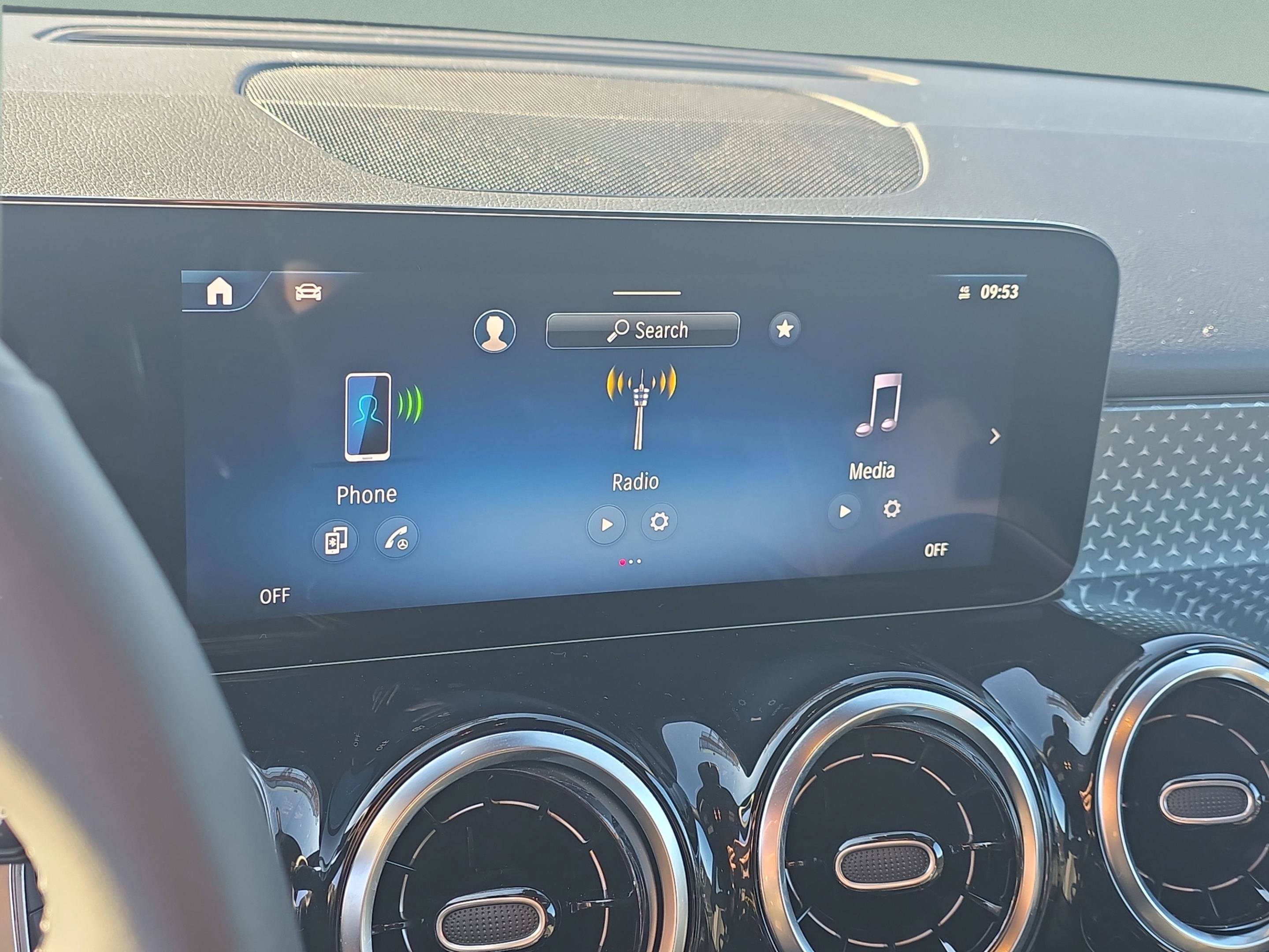 Certified 2026 Mercedes-Benz GLB 250 image 23