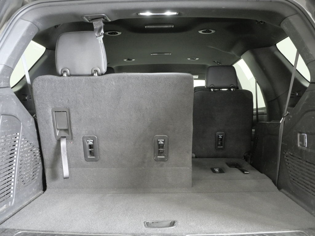 Used 2024 Chevrolet Tahoe LT AWD/4WD image 25