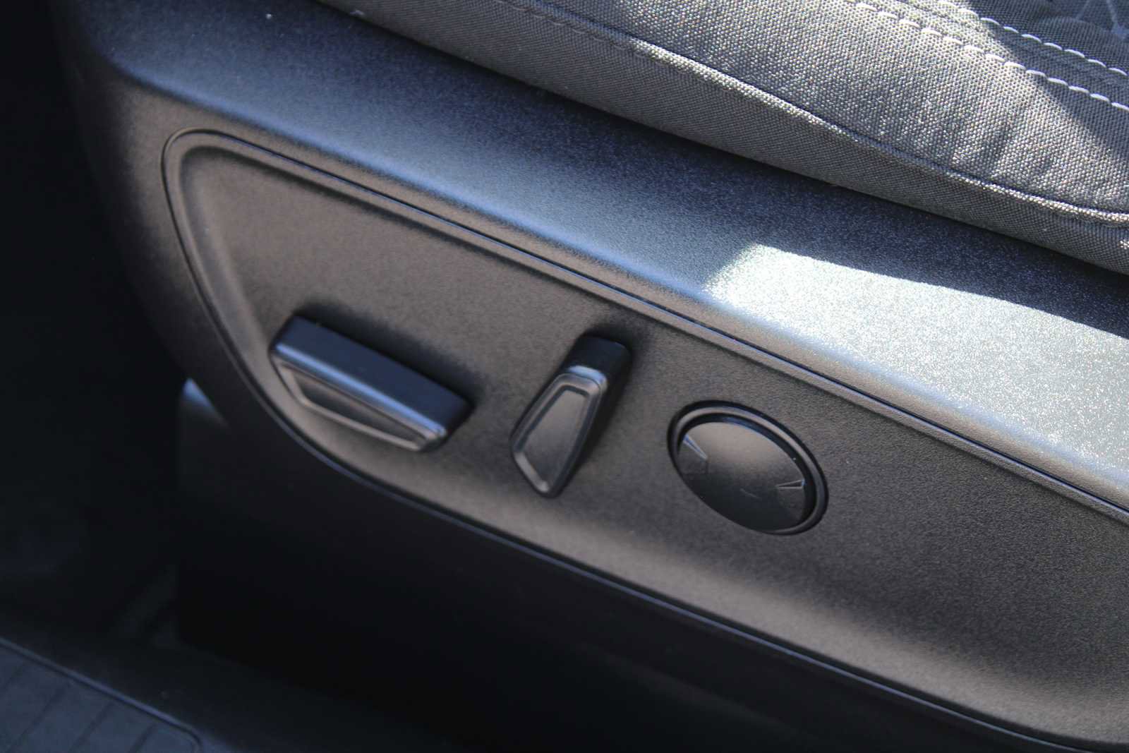 Used 2023 Ford Escape Active w/ Cold Weather Package image 24