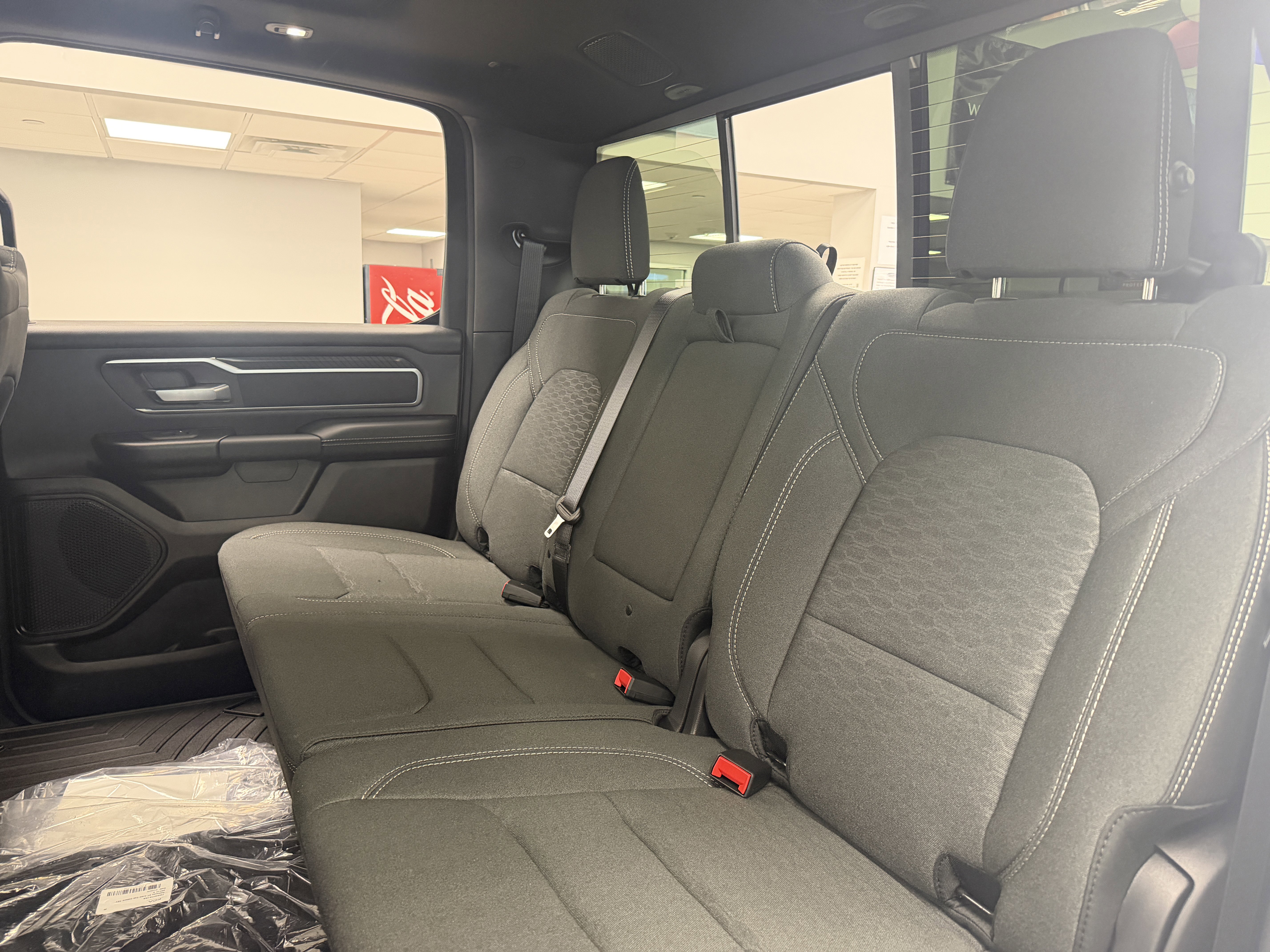 New 2026 RAM 1500 Big Horn AWD/4WD image 9