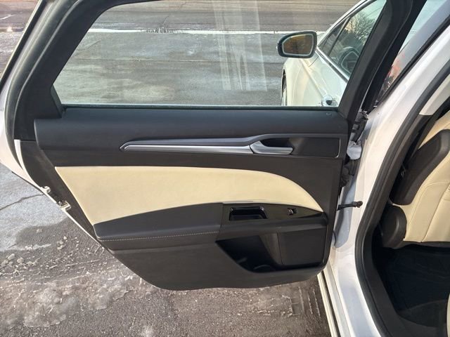 Used 2015 Ford Fusion Titanium FWD image 17