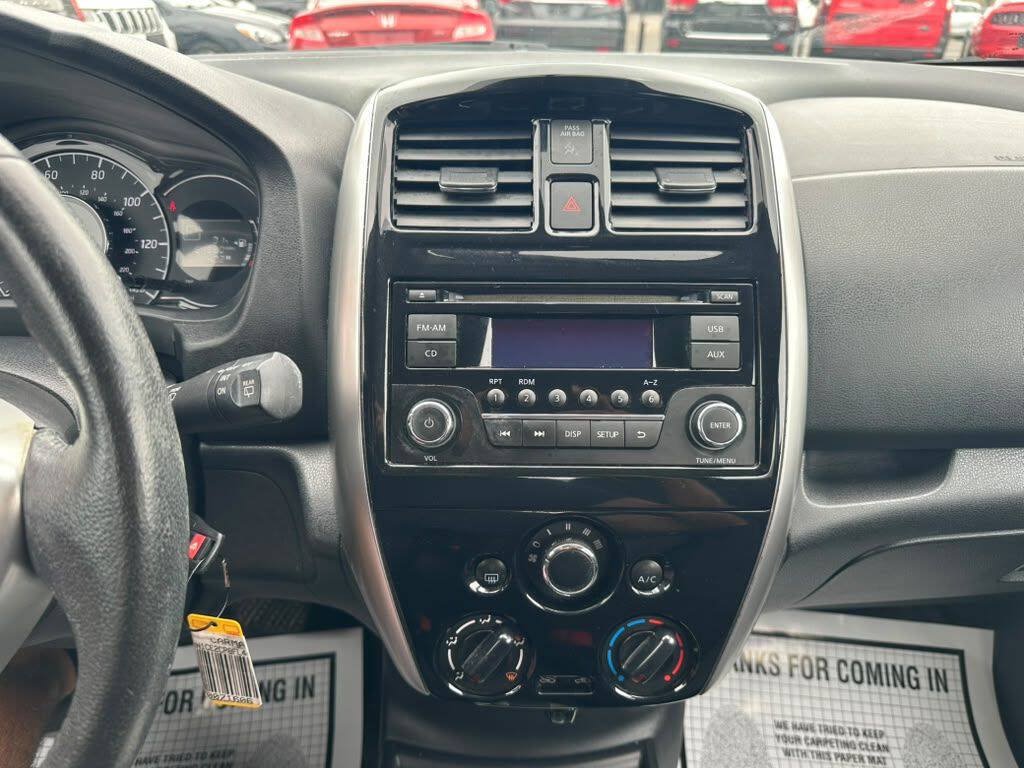 Used 2015 Nissan Versa Note SV FWD image 17