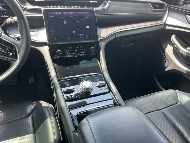 Used 2023 Jeep Grand Cherokee L Overland AWD/4WD image 21