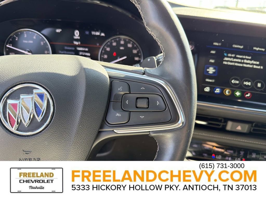 Used 2023 Buick Envision Essence image 27