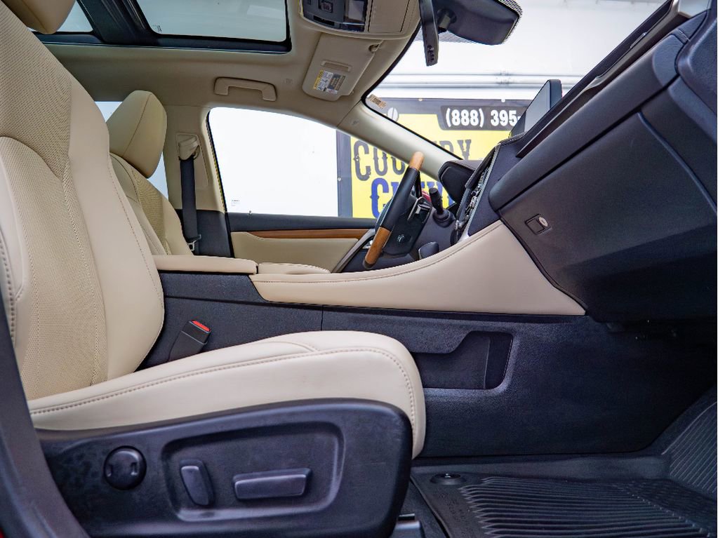 Used 2022 Lexus RX 450h AWD w/ Premium Package image 19