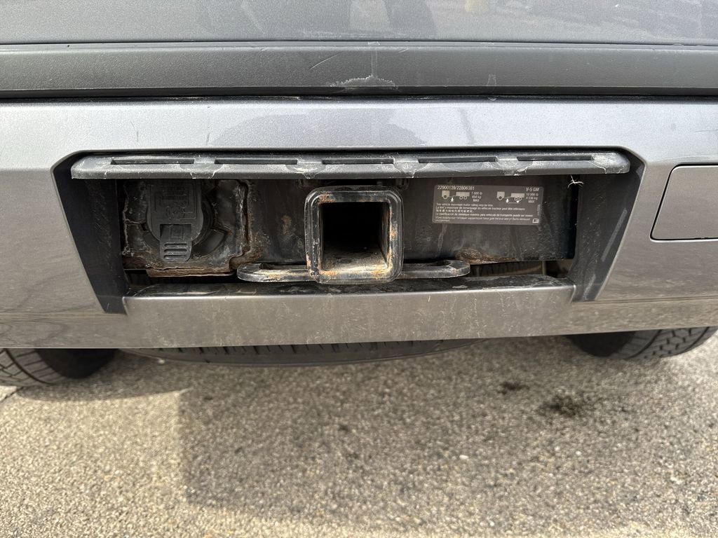 Certified 2018 Chevrolet Tahoe LT image 2
