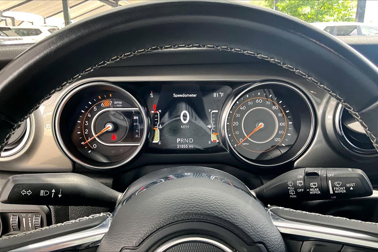 Used 2022 Jeep Wrangler Unlimited Sahara AWD/4WD image 25