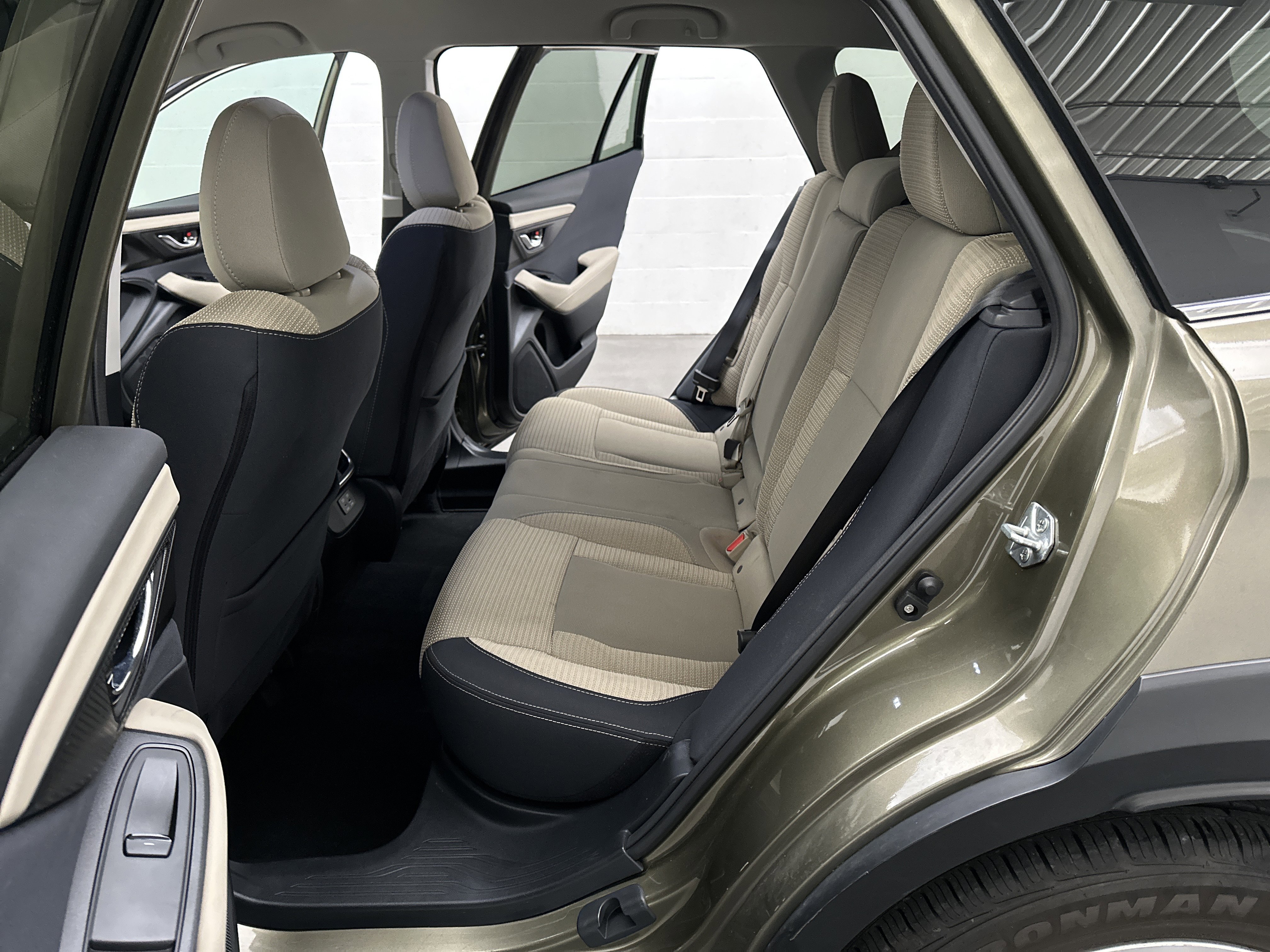 Used 2024 Subaru Outback Premium AWD/4WD image 20