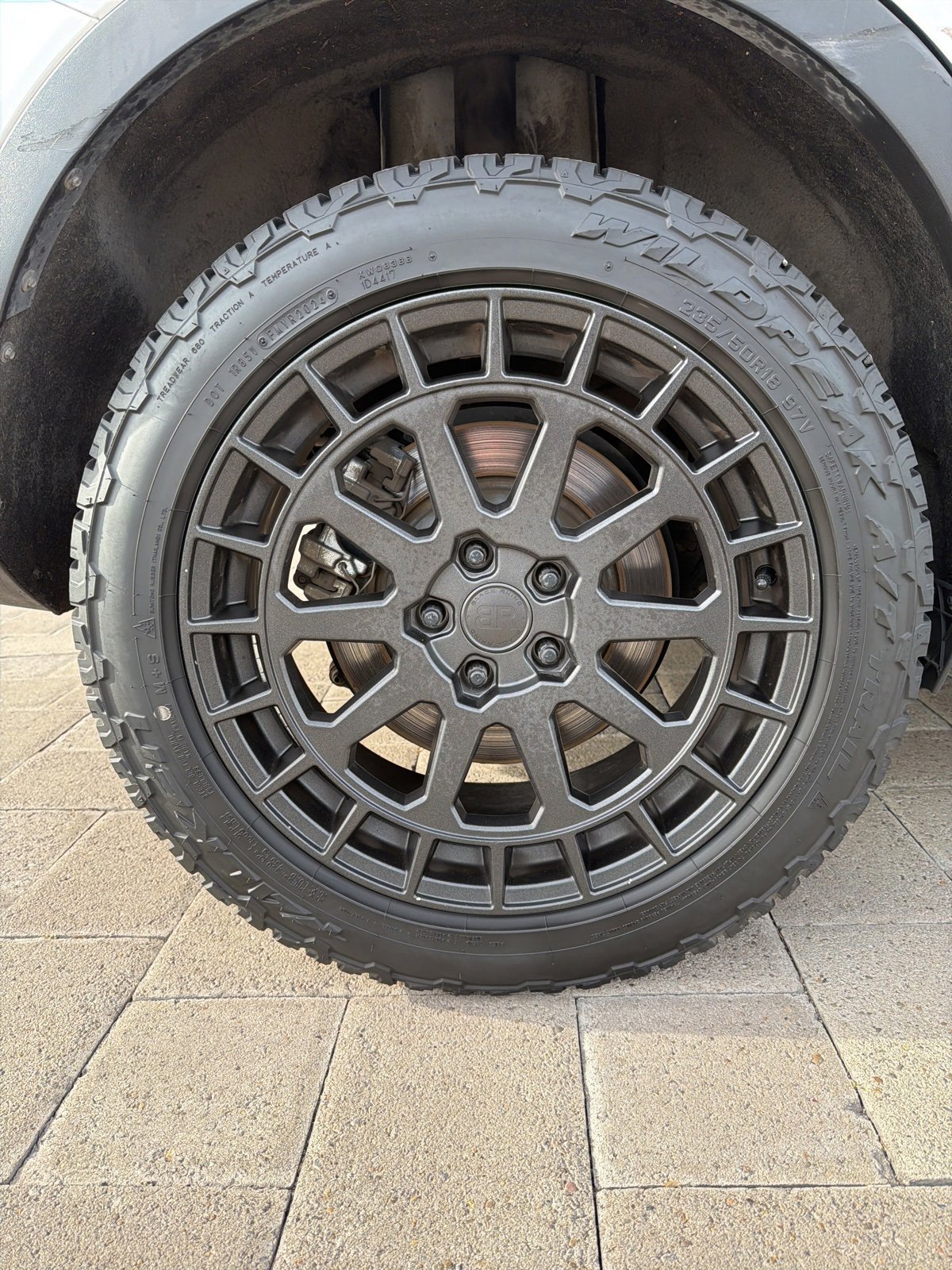 Used 2017 Ford Escape Titanium image 6