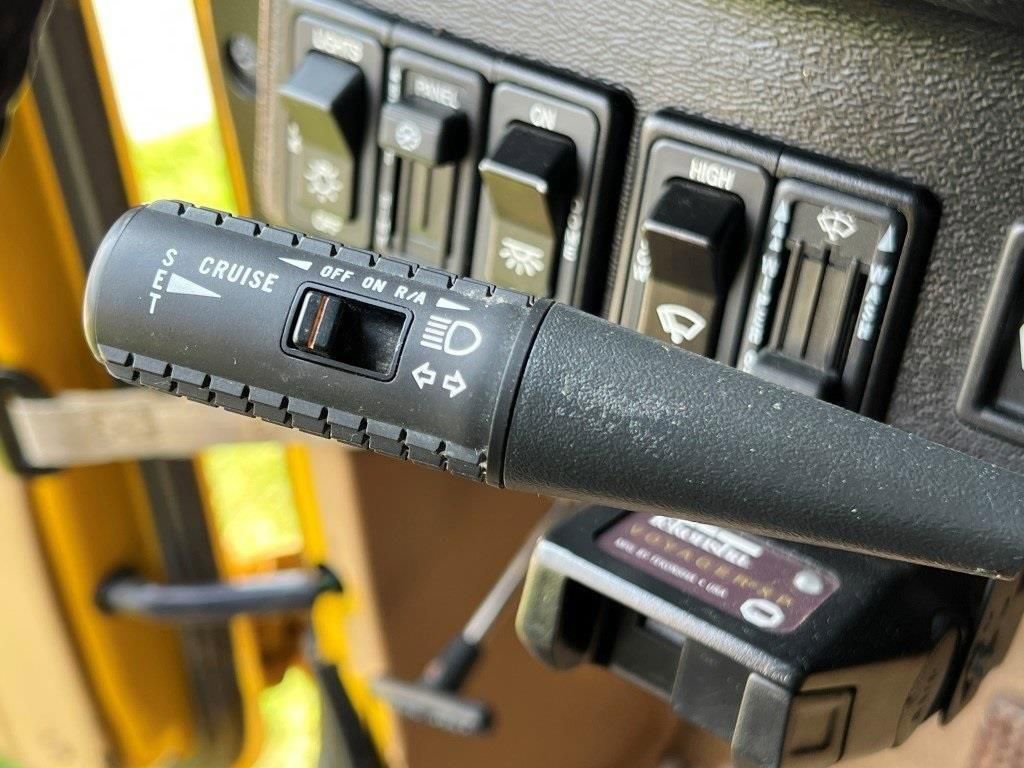 Used 1999 HUMMER H1 Open Top image 28