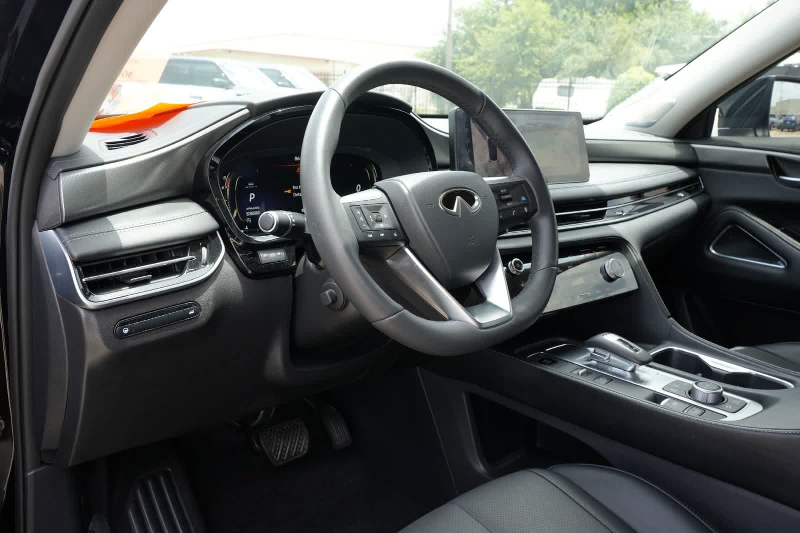 Certified 2026 INFINITI QX60 Luxe w/ Cargo Package FWD image 16