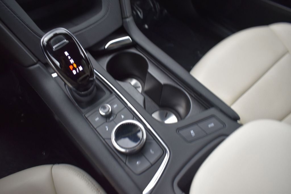 Used 2023 Cadillac XT5 Sportv w/ Technology Package AWD/4WD image 19