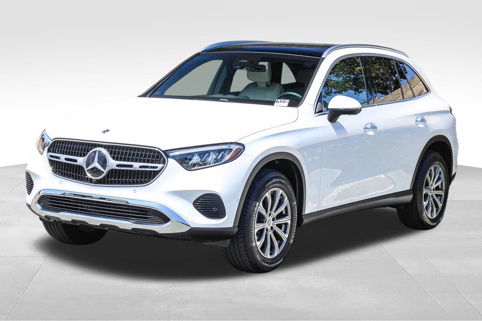 Certified 2026 Mercedes-Benz GLC 300 4MATIC image 3
