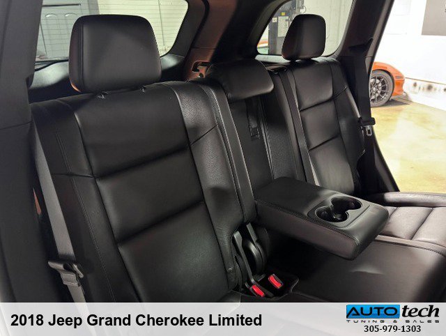 Used 2018 Jeep Grand Cherokee Limited image 32