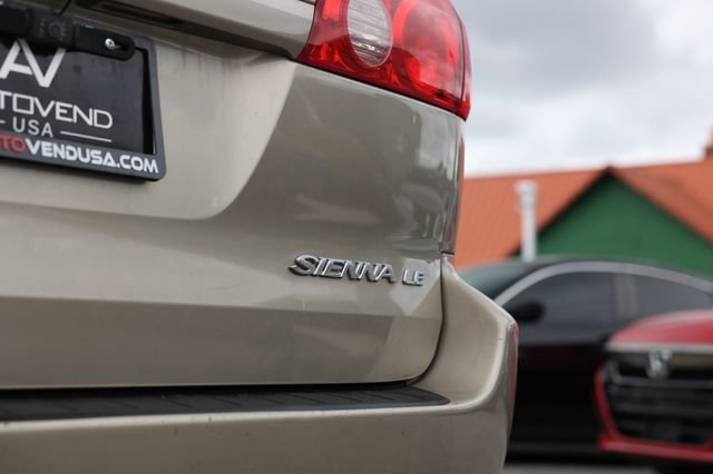 Used 2009 Toyota Sienna LE image 36