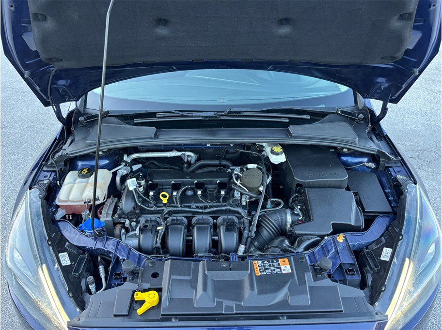 Used 2017 Ford Focus SEL FWD image 38