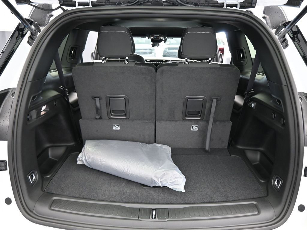 Used 2025 Jeep Grand Cherokee L Laredo image 29