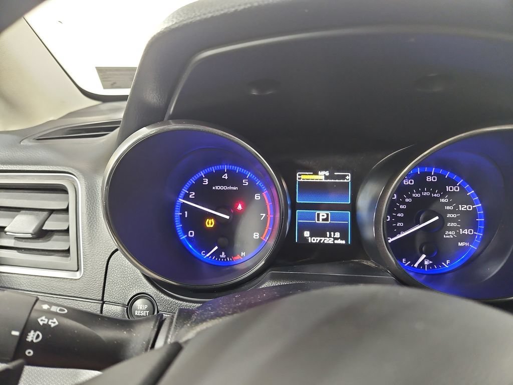 Used 2017 Subaru Outback 2.5i Premium AWD/4WD image 16