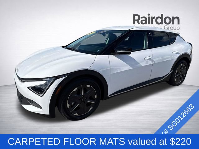 Used 2025 Kia EV6 Light RWD image 3