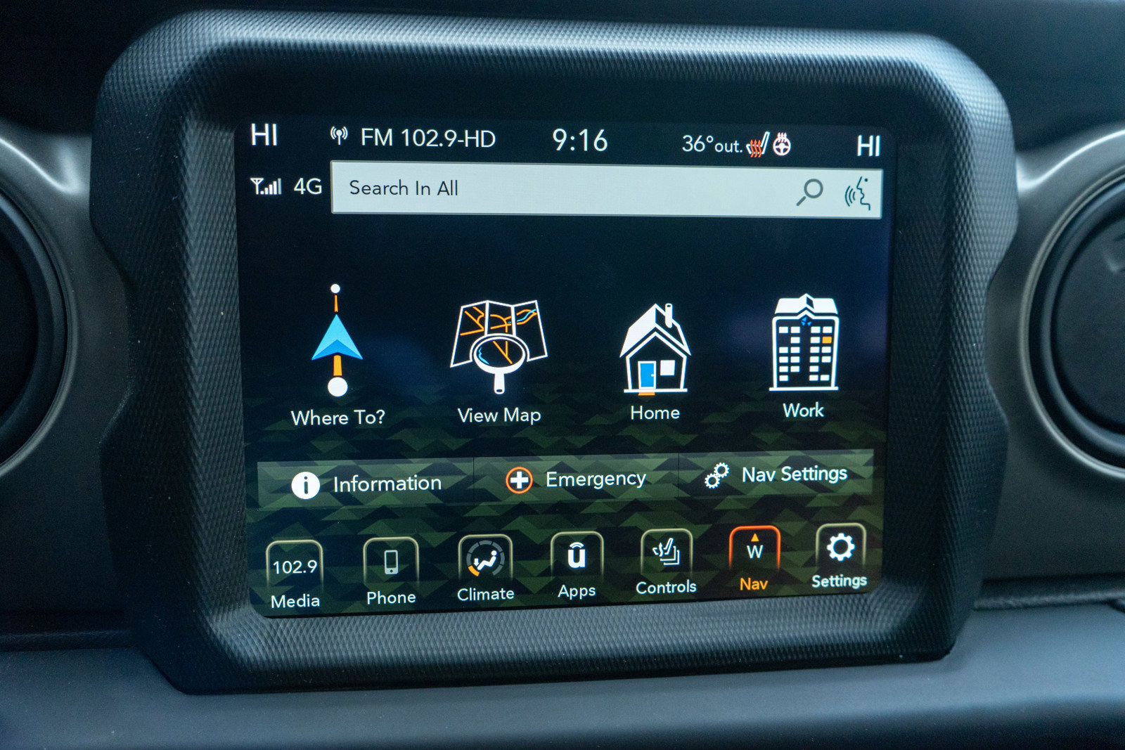 Used 2022 Jeep Wrangler Unlimited Sport image 18