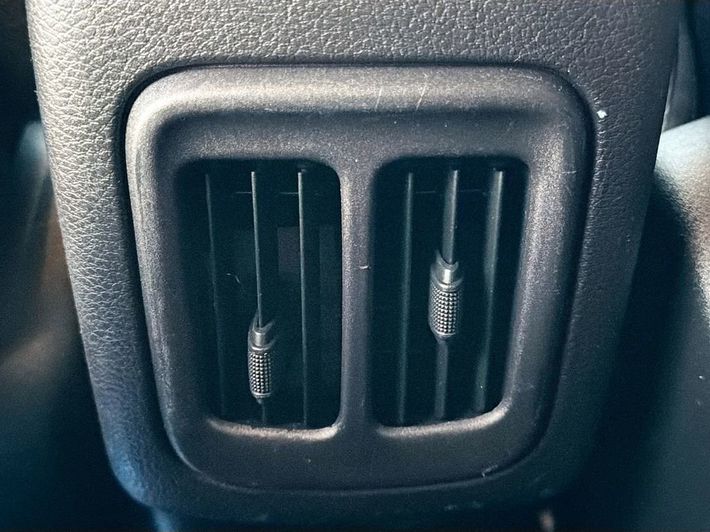 Used 2019 Jeep Compass Sport image 23