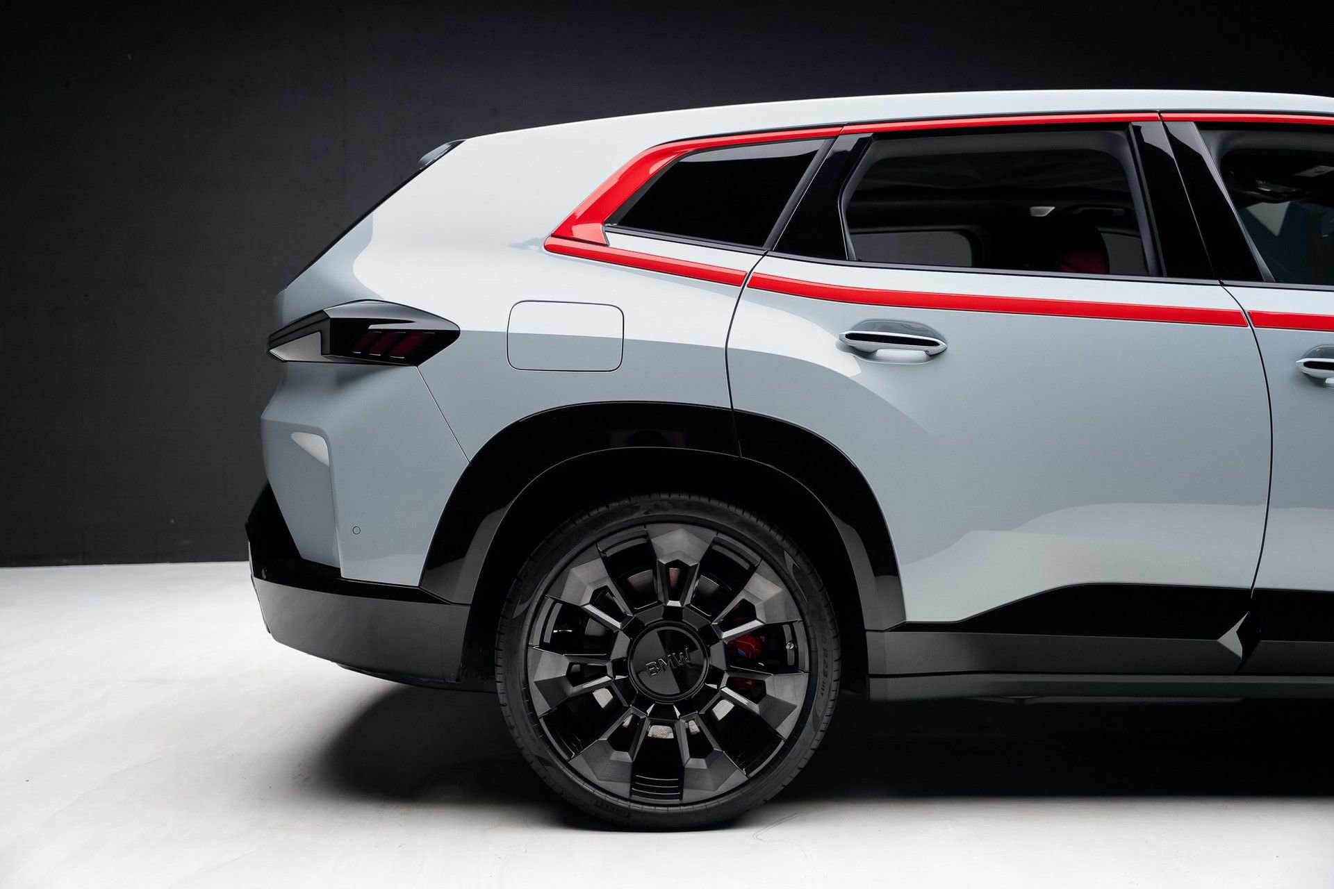 Used 2024 BMW XM Label Red image 38