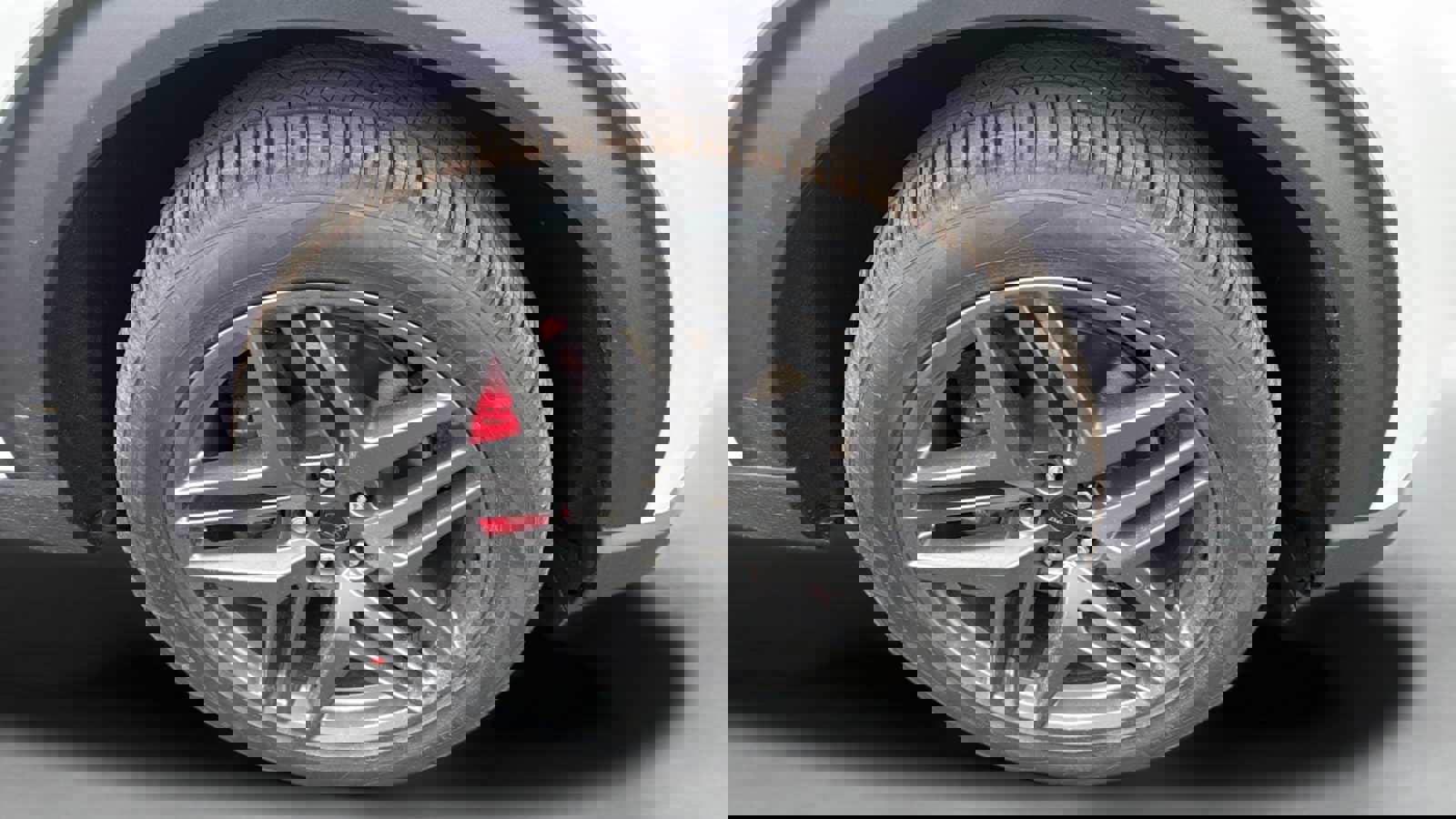 New 2026 Ford Explorer ST w/ Sun And Sound Package image 53