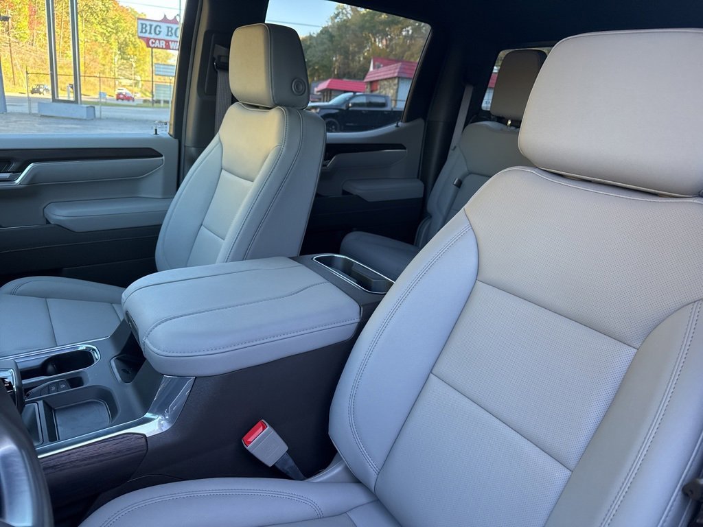 New 2026 GMC Sierra 1500 SLT w/ SLT Premium Plus Package image 9