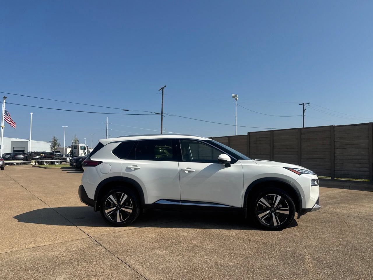 Certified 2023 Nissan Rogue Platinum w/ Platinum Premium Package AWD/4WD image 25