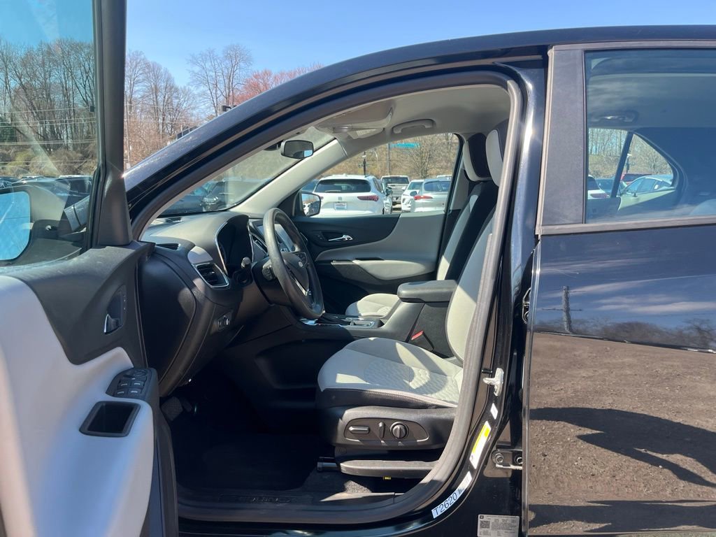 Used 2020 Chevrolet Equinox LS image 19