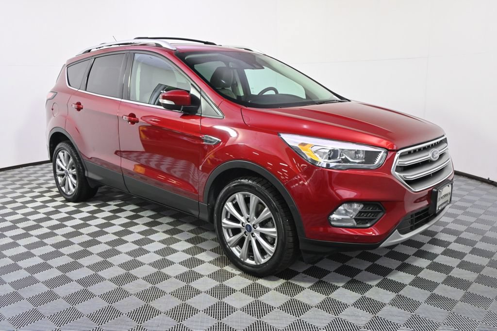 Used 2017 Ford Escape Titanium w/ Equipment Group 301A AWD/4WD image 8