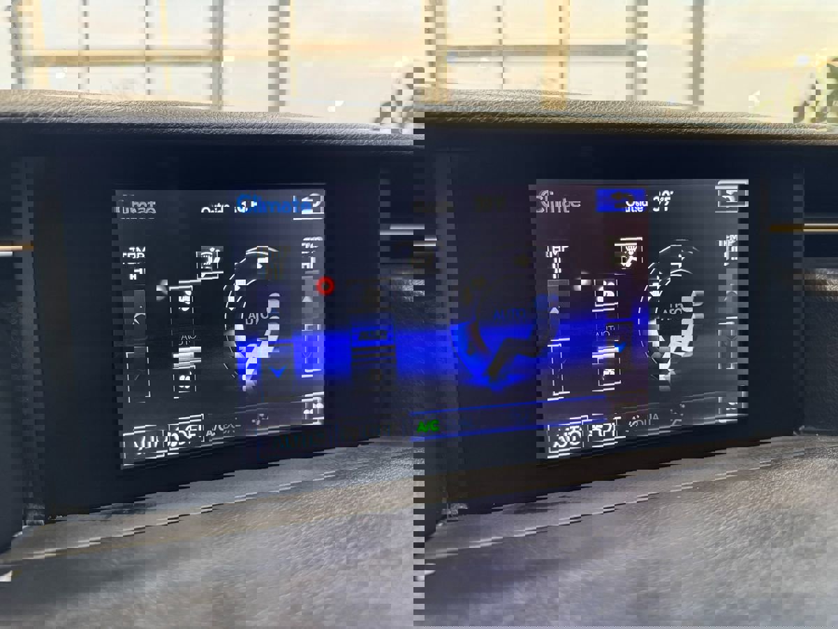 Used 2015 Lexus RC 350 AWD w/ Navigation System Package image 29