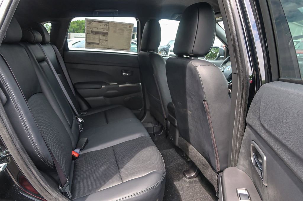 Used 2024 Mitsubishi Outlander Sport SEL image 16