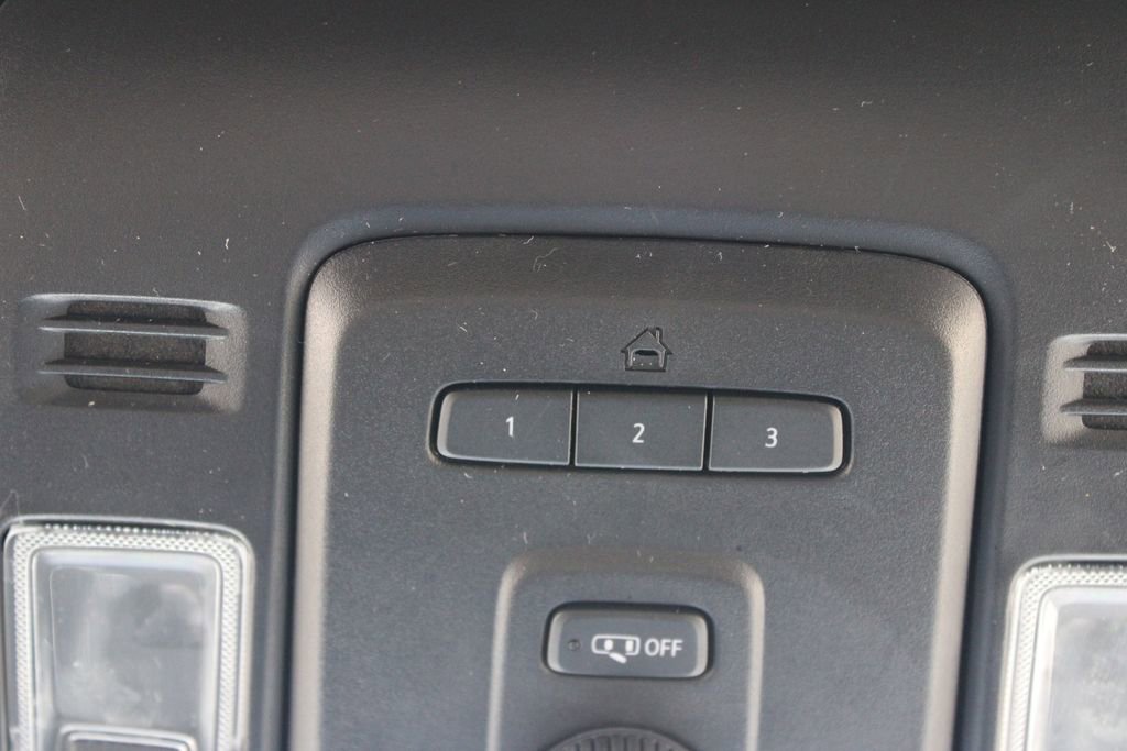 Used 2021 Chevrolet Suburban RST image 55