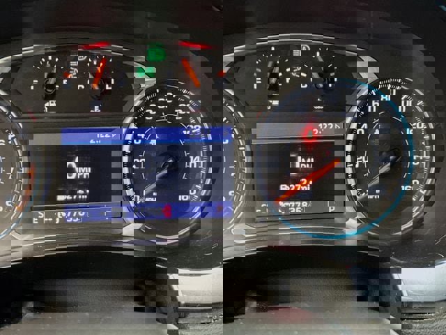 Used 2022 Chevrolet Traverse LT image 14