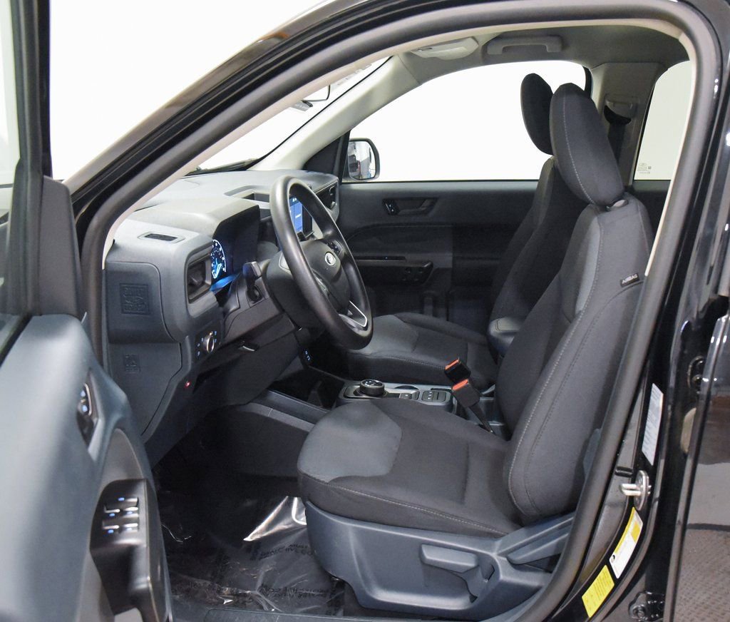 Used 2022 Ford Maverick XL image 9