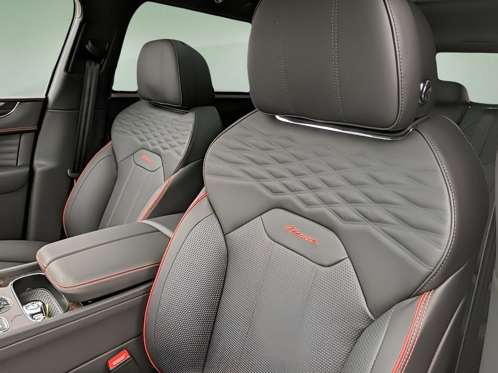 Used 2023 Bentley Bentayga Extended Wheelbase image 23