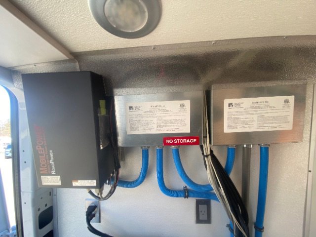 Used 2016 Freightliner Sprinter 3500 image 21