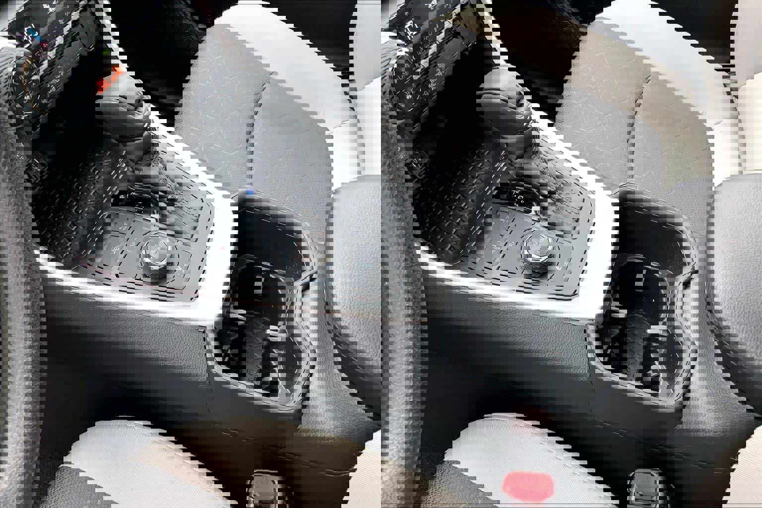 Used 2023 Toyota RAV4 XLE w/ Convenience Package image 16